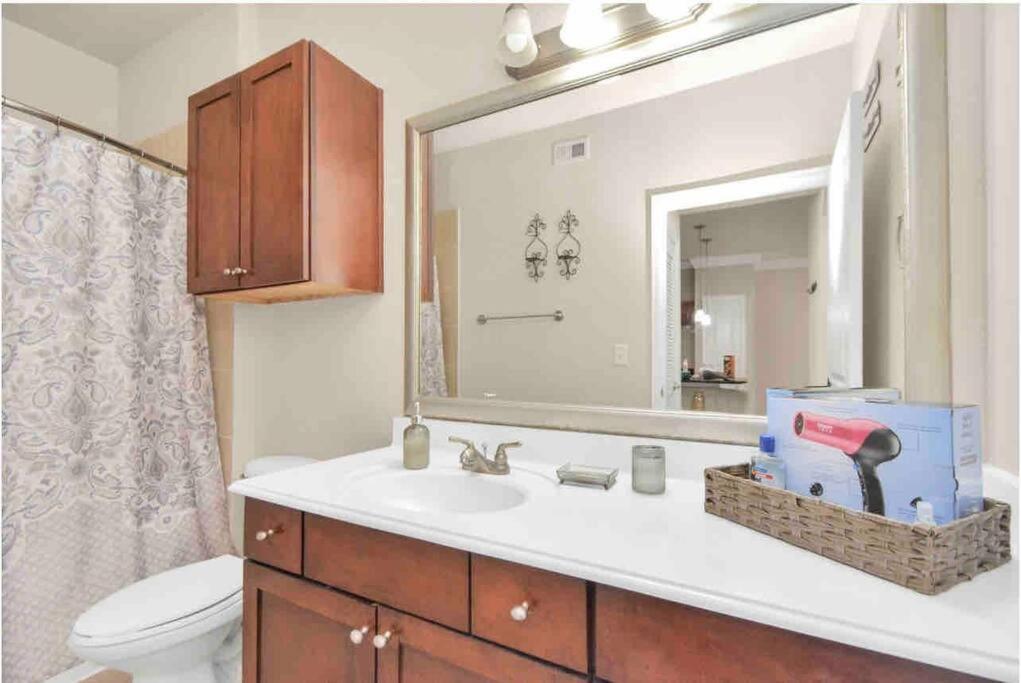 Luxury 1Bedroom/Pool View/ Galleria W/Study Desk 休斯敦 外观 照片